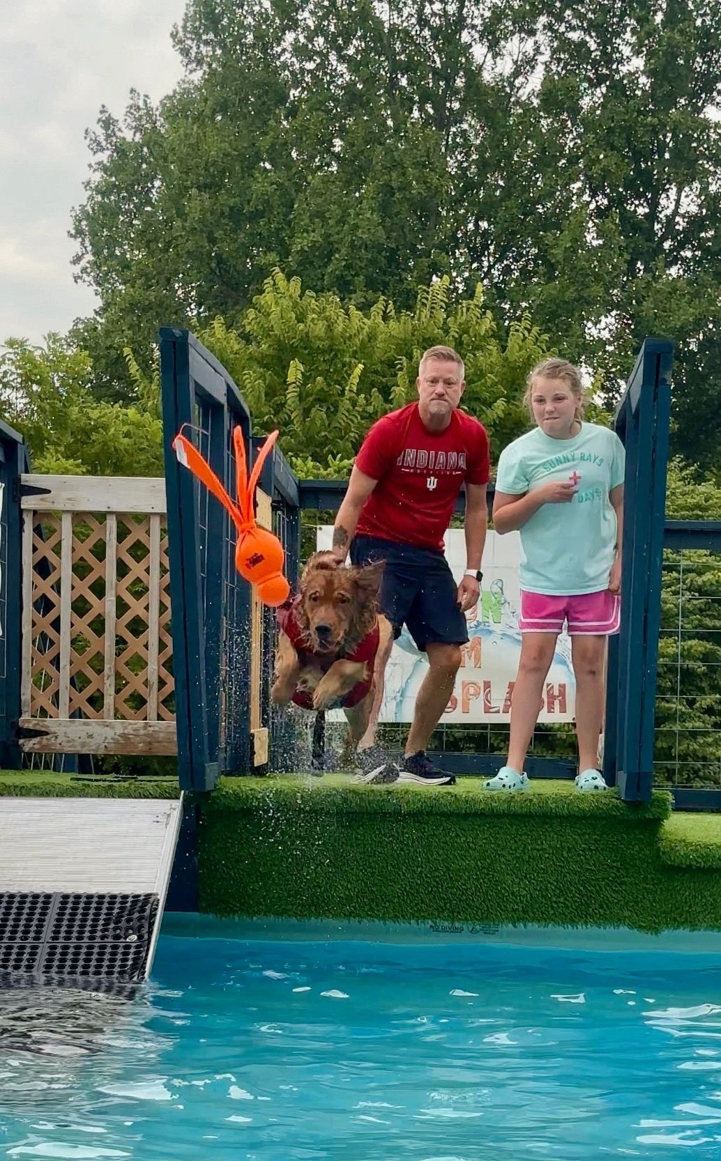 Real-life training by the pool with the whole family